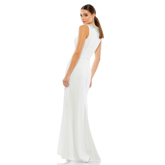 Mac Duggal white sleeveless gown - Picture 2 of 3